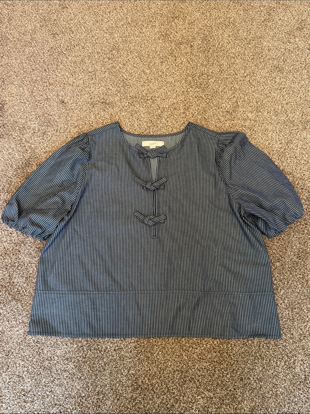 LOFT Navy & White Pinstripe Short Puff Sleeve Tie-Front Top - Size XL